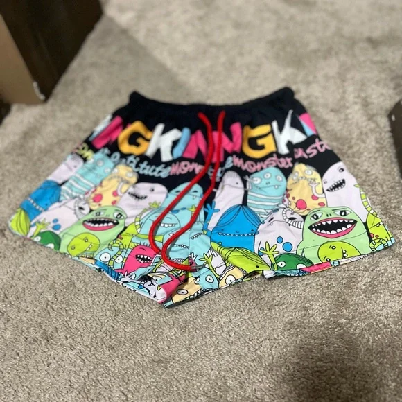 Shorts - Picture 1 of 3